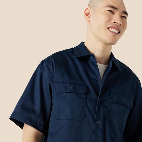 Image of Amazon Essentials Men's Relaxed-Fit Stain and Wrinkle-Resistant Short-Sleeve Work Shirts