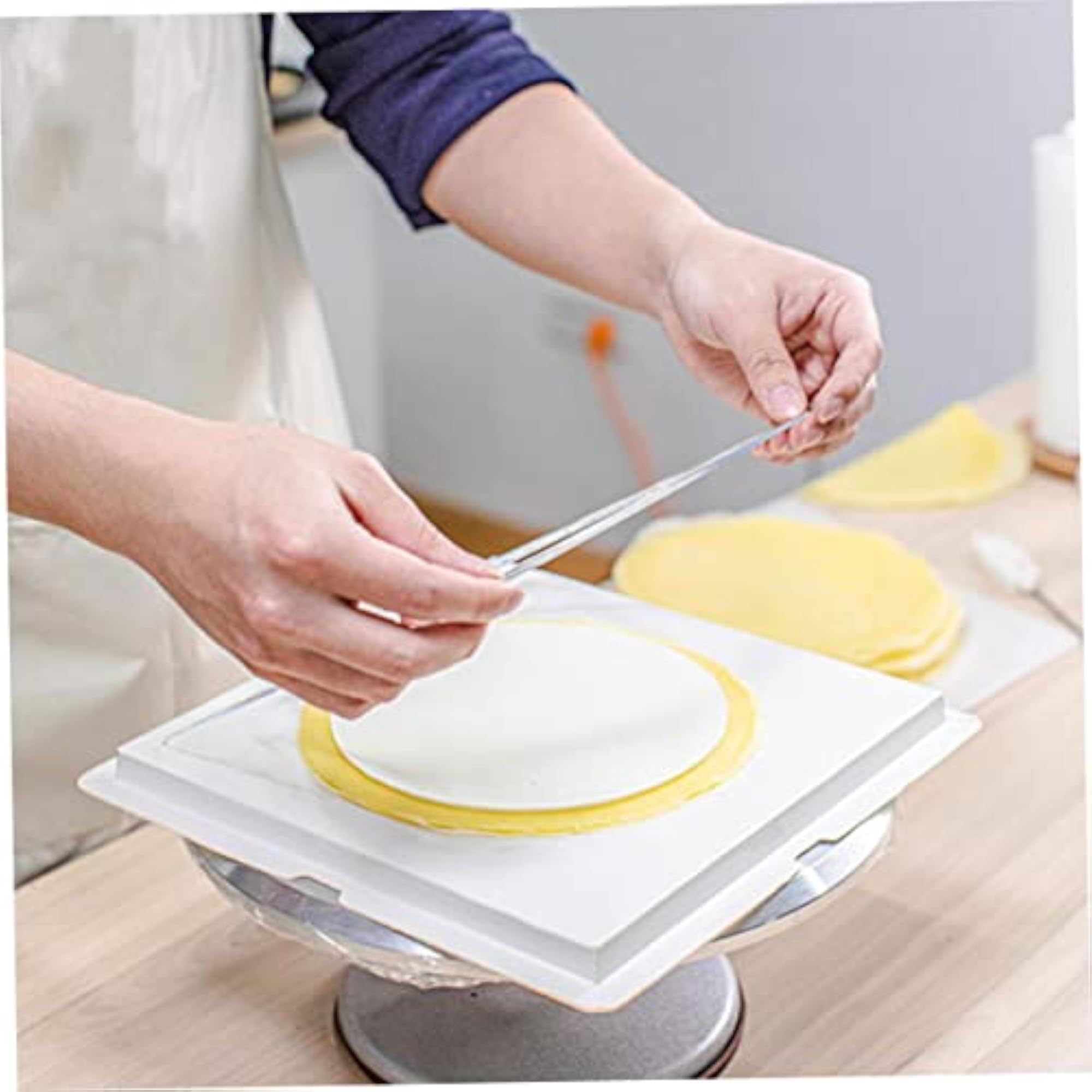 Thousand Layer Cake Mold Set with Scraping Tools
