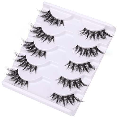 Faux cils qui ressemblent à des extensions pour le quotidien