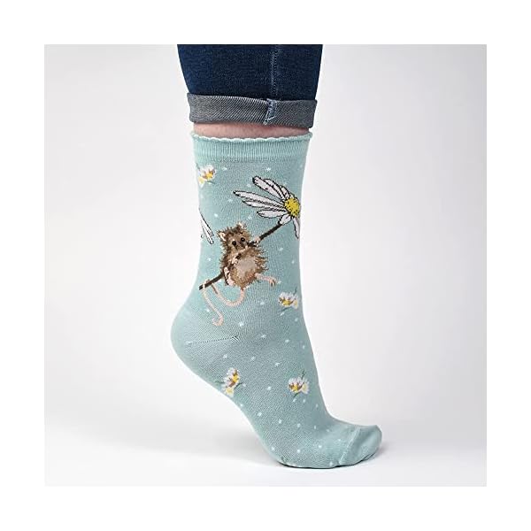 Wrendale Designs Socken, Maus mit Gänseblümchen, Himmelblau – Bild 5