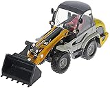 * Einzigartiges Design: Das Spielzeugauto kann die Straße mit flachem Boden reibungslos halten.Es hat Druck- und Verschleißfestigkeit, es hat auch Gummireifen und Legierungskörper.