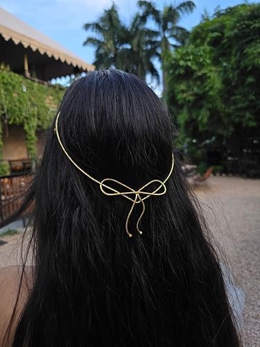 Image of Tiara for Women Stylish Rhinestone Crown Hair Accessory Bridal Princess Crystal Headpiece for Wedding Party Prom Birthday Bride Hair Jewelry Girls Fashion Crown