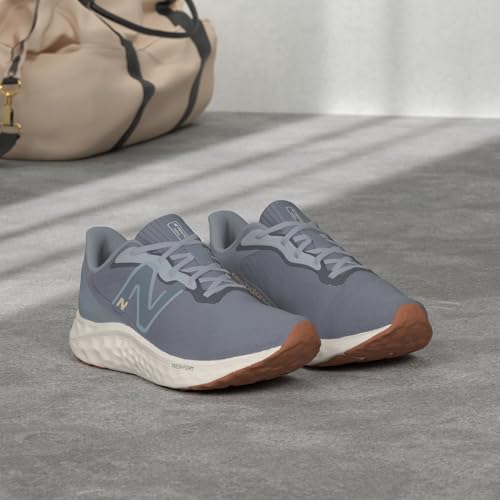 New Balance Women's Fresh Foam Arishi V4 Running Shoe, Arctic Grey/Light Arctic Grey/Light Gold Metallic, 5 Wide