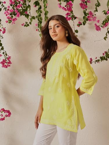 Image of Ada Hand Embroidered Lucknow Chikankari Straight Round Neck Cotton Blend Short Kurti Tunic Top for Women A911333