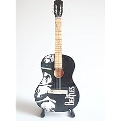 Music Legends Collection – Guitare Miniature Hommage Beatles - Les Beatles, Paul McCartney, John Lennon, RIngo Starr, George Harrison
