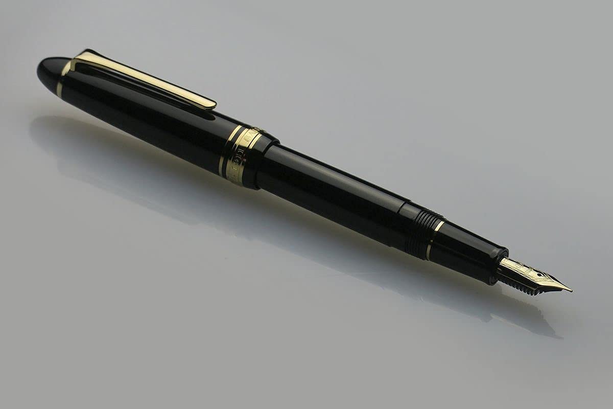 Sailor 1911 Profit Casual Schwarz & Gold Füllfederhalter (Medium)