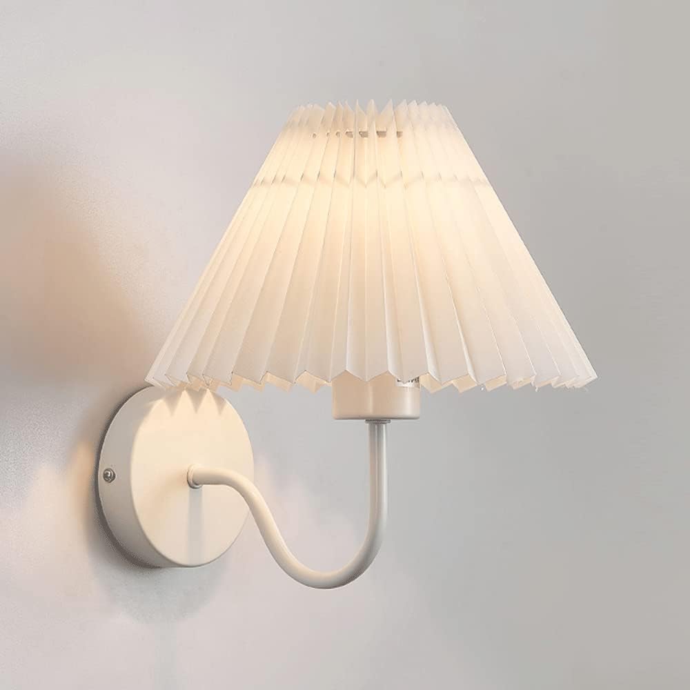 HPTHLY Nordic Classical Vintage Pleated Fabric Shade Straight Arm 1-Light Wall Sconce Lamp Antique Gold Nordic White Wall Light Black Farmhouse Rustic Bedside Wall Lam(White)