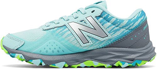 New Balance Unisex-Child 690 V2 Running Shoe