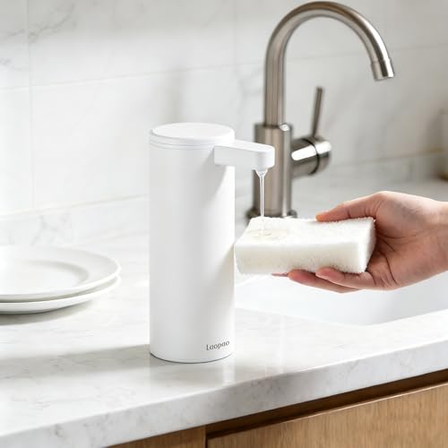 Funzione di pulizia esclusiva: premere due volte brevemente il pulsante di accensione/spegnimento per avviare la modalità di pulizia; il distributore erogerà quindi liquido per 20 secondi. Premere brevemente il pulsante di accensione/spegnimento una volta per terminare la modalità. Il riempimento del contenitore con acqua prima del rifornimento e la pulizia regolare in modalità di pulizia prolungano la durata del dispositivo.