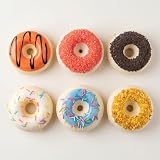 Foaaseea 6 Pcs Scented Realistic Artificial Donuts, Assorted Fake Donut Props for Valentine's Day Party Decoration, Bakery Display or Dessert Table Filler