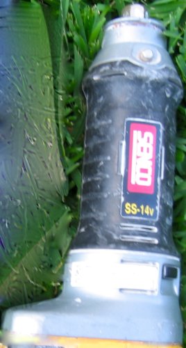 Senco SS-14v Cordless Spiral Cutout Saw