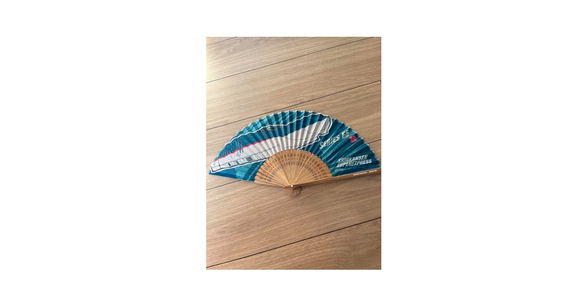 扇子 Amazon.co.jp: 新幹線E5系の扇子 : ファッション