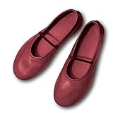 Couleurs pures : ces ballerines pour femme présentent un schéma de couleurs immaculées qui respire l'élégance et le minimalisme