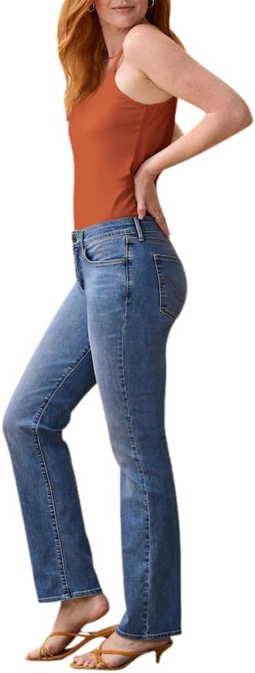 Levi Strauss Signature Gold Womens Totally Shaping Straight Jeans - Image 6