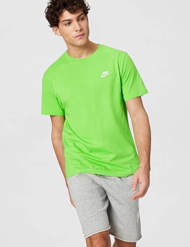 Image of Nike Men's Sportswear Club T-Shirt