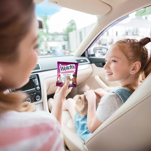 Welch's Fruit Snacks, Mixed Fruit & Berries 'N Cherries, Bulk Pack, Gluten Free, Individual Single Serve Bags, 22g (Pack of 72) - 4