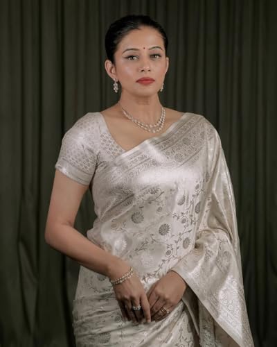 Image of Women's Floral Pattern Banarasi Soft Silk Saree with Unstitched Blouse Piece and Jacquard Weave Type