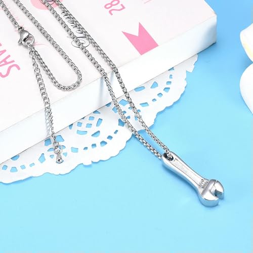 Colgante de urna para cenizas en forma de llave inglesa grabable 6