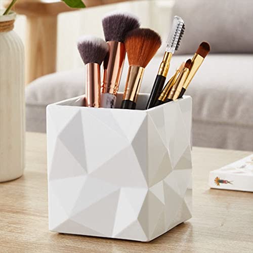Pot à crayons pour bureau d'étudiant et coiffeuse de chambre moderne