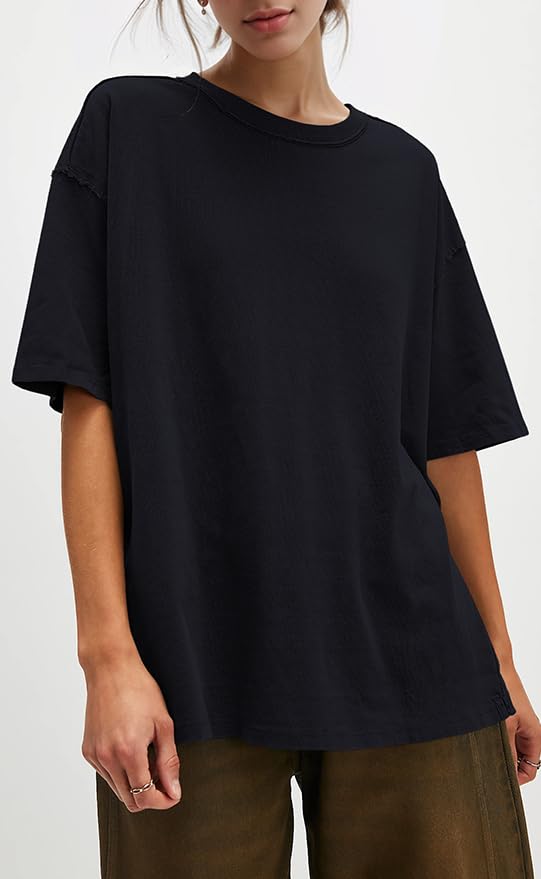 UNCLECAT Womens Oversized T Shirts Summer Trendy Short Sleeve Crew Neck Tops Loose Fit Side Slit Tee2