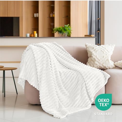 Dreamzie Kuscheldecke Flauschig, Fleecedecke 150x200 cm, Flanell Sofadecke, Weiche Warme Decken Für Bett und Couch, Weiß Blanket