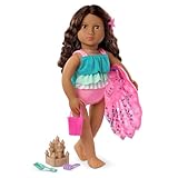 Inclus : queue de sirène scintillante, haut de maillot de bain à volants, bas de maillot de bain, bouée gonflable en coquillage, accessoires de cheveux étoile de mer qui se fixent facilement aux cheveux de la poupée, château de sable détaillé, jouets de plage en forme de pelle et râteau et seau scintillant.