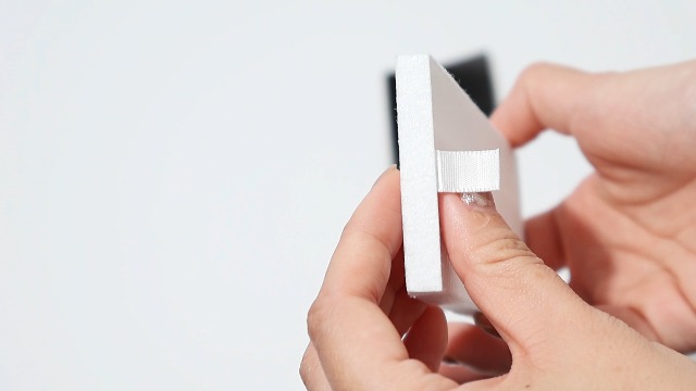 18 pezzi) M330 Pro/M330 Pezzi di ricambio compatibili con aspirapolvere robot Lefant M330/M330 Pro, 8 spazzole laterali, 8 filtri HEPA con filtri in schiuma, 2 tamponi, set di accessori