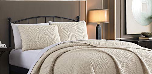 Addison Home Yardley Quilt Set, Queen, Lightweight Microfiber Bedspread, Embossed Design, Quilted Coverlet With Matching Pillow Shams, All Season Bedding Basics, Ivory #TOP1