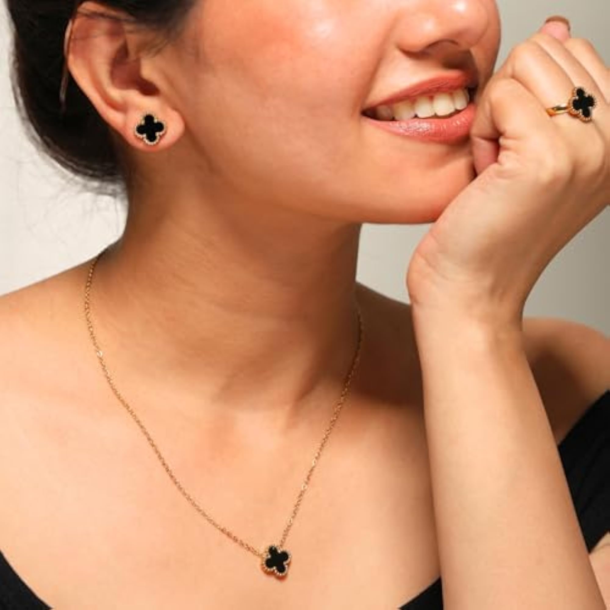 Aesthetic Black Clover Earrings Ring Bracelet Pendant Set
