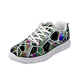 Minimalism Schuhe in Design und bequeme Turnschuhe für Männer Frauen Sport- und Lauf stehen.