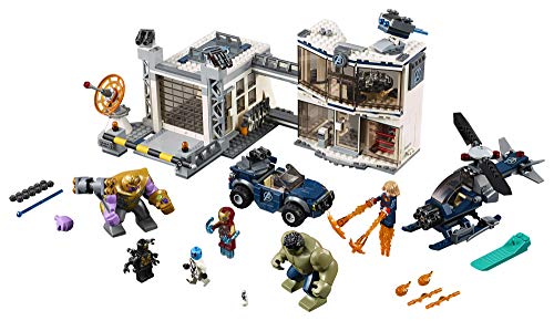 Lego Super Heroes O Combate no Quartel dos Vingadores 76131