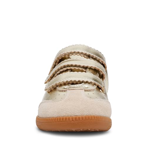 Steve Madden Women's Memento Sneaker2