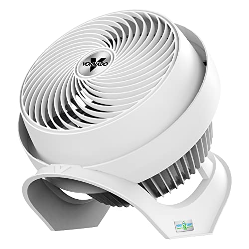 Vornado 733DC Whole Room Energy Smart Air Circulator Fan, Made in USA, Variable Speed Control, White, Large by Vornado - Used condition - US$131.60
