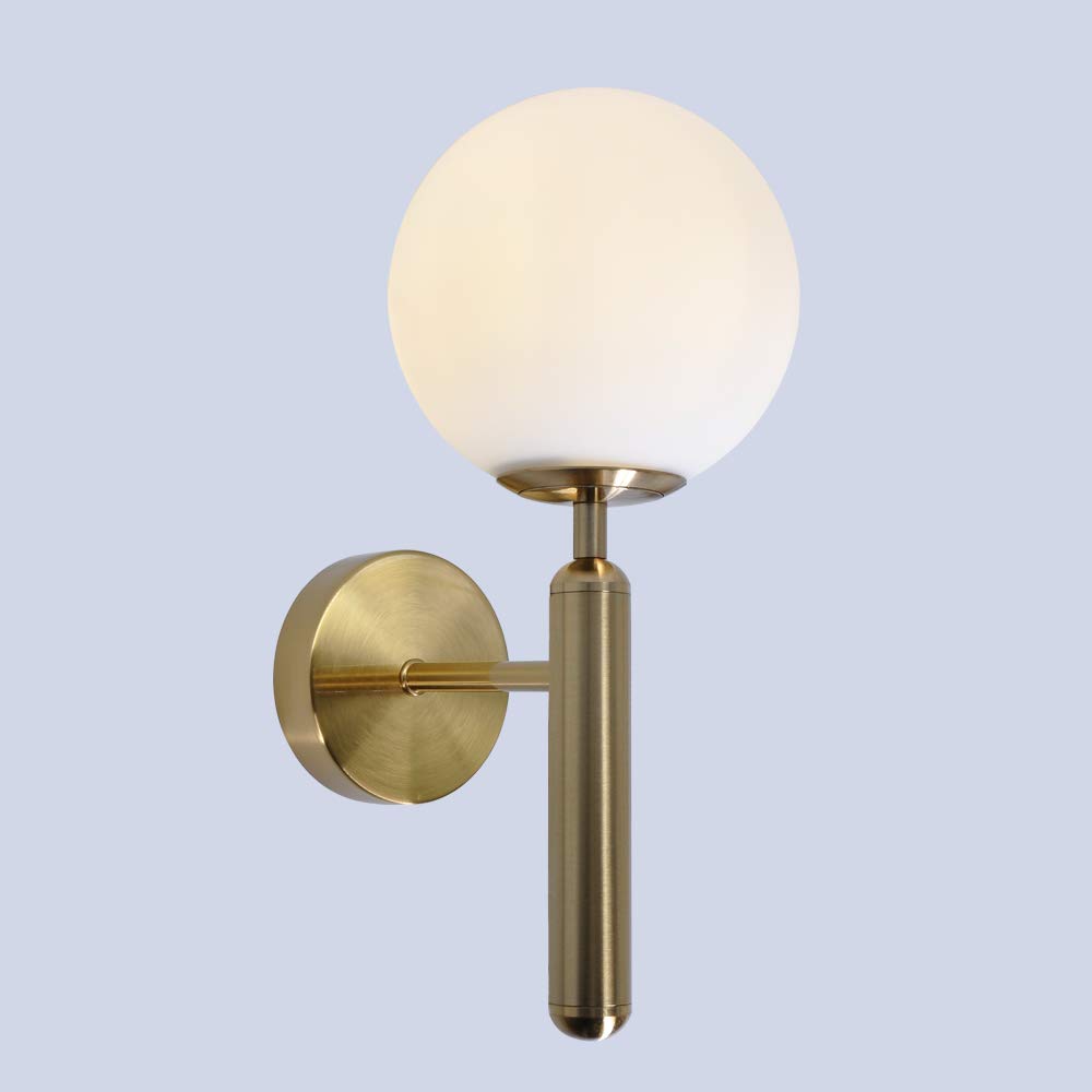 Artpad Nordic Modern Milky Glass Ball Lámpara de pared Luz de cabecera interior Apliques de metal dorado con luz blanca E14 Bombilla LED Vestíbulo Comedor Lámpara de pared decorativa