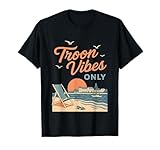 Diseño de puesta de sol de playa Troon Vibes Only para viajeros, amantes de la playa, marineros, surfistas, amantes de las vacaciones, mochileros, excursionistas costeros, locales escoceses, turistas de resorts, exploradores del océano y buscadores de sol. Diversión para los aventureros de verano.