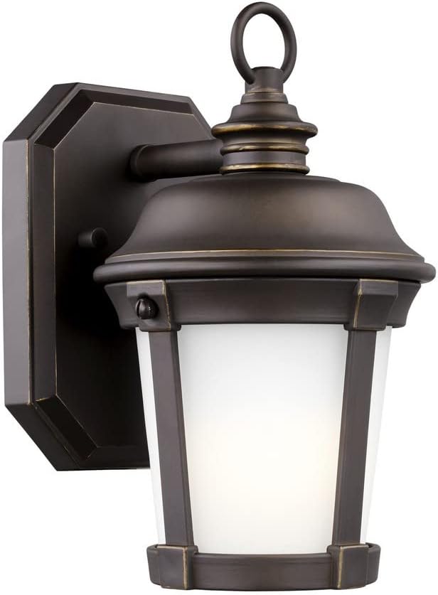 Generation Lighting 8550701-71 Small One Light Outdoor Wall Lantern, Antique Bronze, 1-Light, cETL Listed, Safety Rated for Wet Locations, Aluminum Construction, LED Compatible