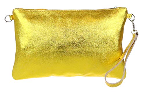Pochette en cuir métallisé italien pour rehausser une robe noire simple
