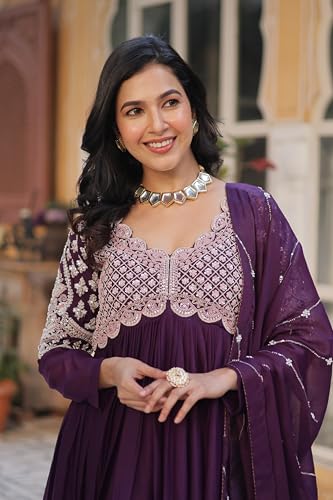 Robe Anarkali grande taille fluide masquant les formes pour cérémonie - 6