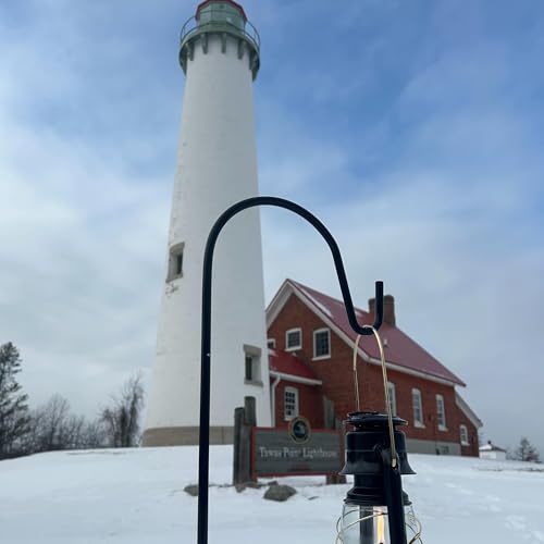 You could live in a Michigan lighthouse as a volunteer