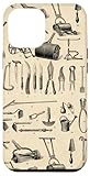 Magnifique collage antique d'outils de jardin à l'ancienne – râteaux, houes, arrosoirs, tondeuses à gazon et plus encore.
