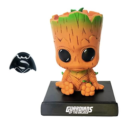 ITUBLE Groot Anime Car Dashboard Decorations Accessories Interior for Men Women Boys Girls, Bobbleheads Figures Bobblehead Dash Board Decor Auto Doll, Home Desk Car Ornaments with Cell Phone Holder