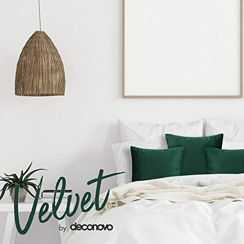 Deconovo Set of 2 Home Decoration Crushed Velvet Cushion Covers 45cm x 45cm 18x18 Inches Throw Pillow Cases Cushion Covers for Christmas Emerald
