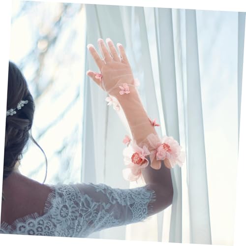 Guantes de novia largos para disimular brazos en vestidos palabra de honor verano 7
