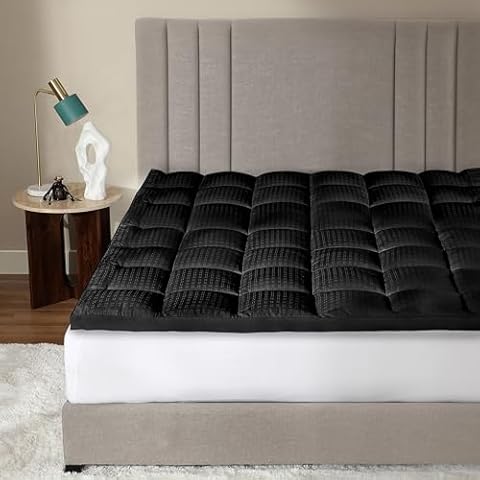 CirclesHome Mattress Pad - Short Queen Size Mattress Topper with Anti-Slip Anchors - 100% Cotton Filled with Alternative Down Filling - Soft Feel, Breatheable, and Assists with Back Relief Cover