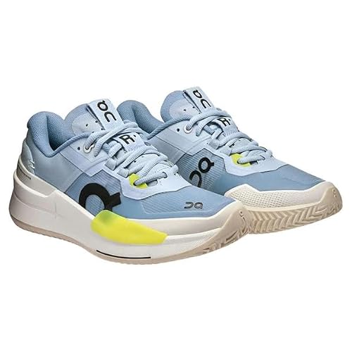 Tennis player wearing ON Ladies Roger Pro 2 shoes