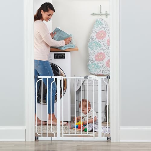 Regalo Safety 29"-38.5" Easy Step Baby Gate, Bottom of Stairs & Doorways - Image 6