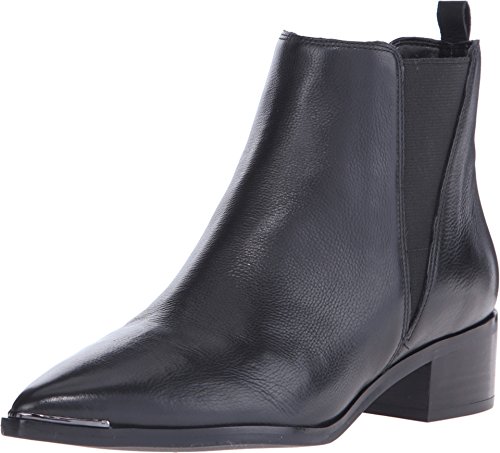 Marc Fisher LTD Yale Black Leather 8 M