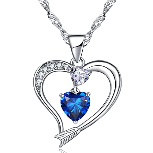 Collier coeur d'amour en or blanc pour illuminer vos tenues de soirée