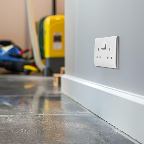 Masterplug Nexus 822DP 13 A 2-Gang Double Pole Moulded Switched Socket by Masterplug