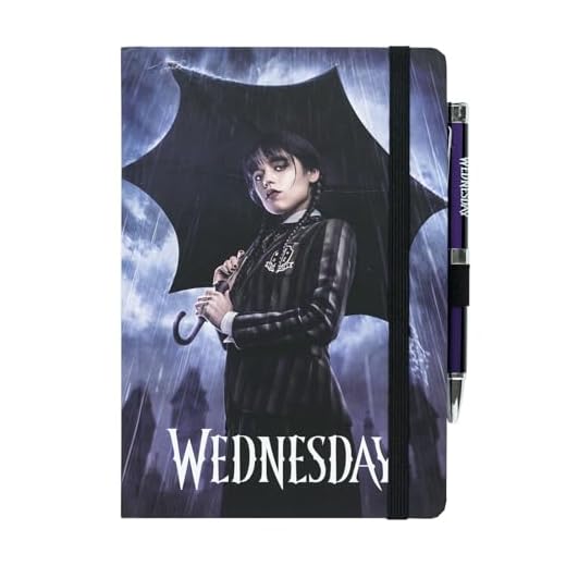 Grupo Erik Cuaderno Miércoles Addams con boligrafo proyector - Cuaderno A5 Premium - Cuaderno punteado/Libreta A5 hojas blancas - Cuaderno notas - Bloc de notas A5